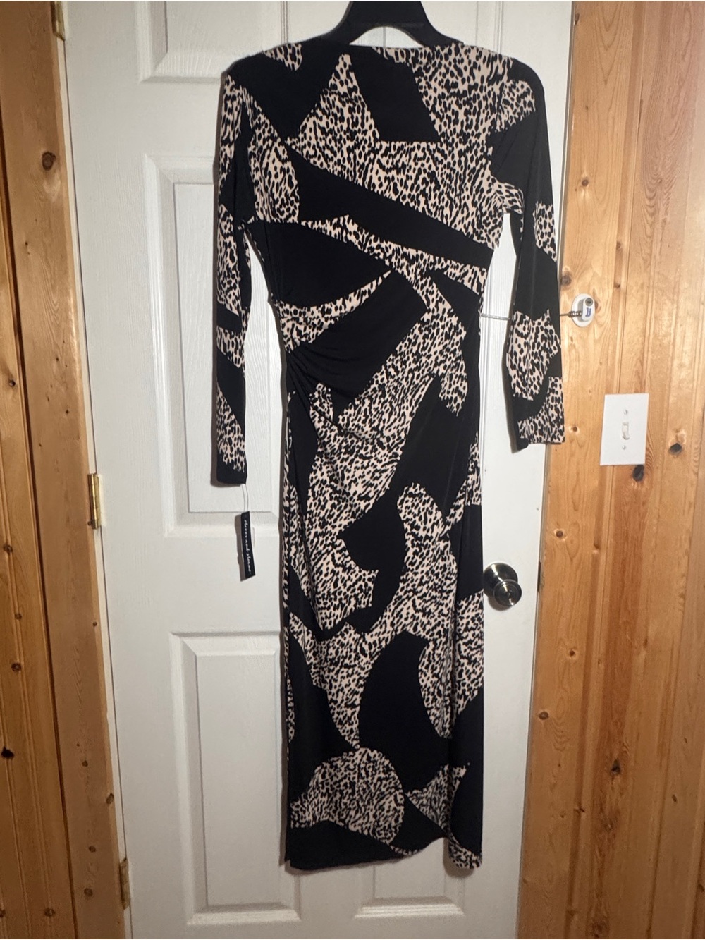 Clover and Sloane Animal Leopard Print Long Sleeve Maxi Dress 6 NWT